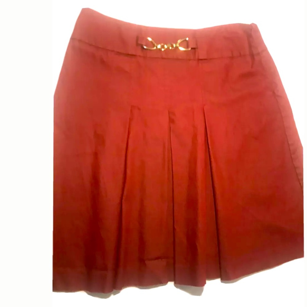 New York And Company Pleated Knee Length Sz 8.